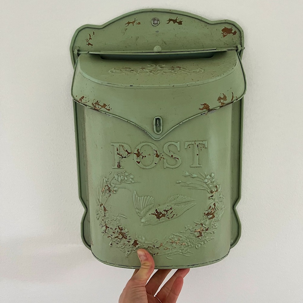 Vintage aqua mailbox